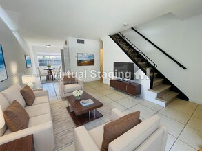 Building Photo - 825 NW 46th Ave