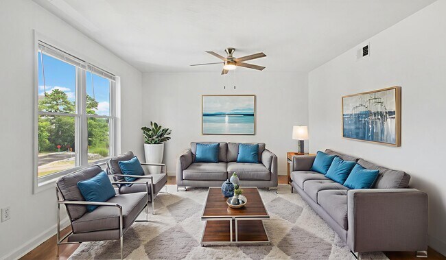 Foto del edificio - 9527 3rd Bay St
