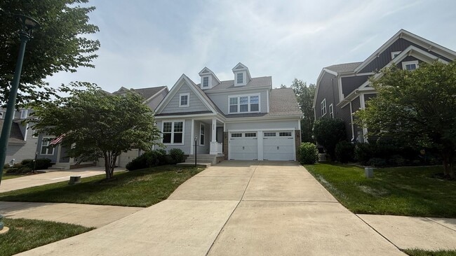 Building Photo - Craftsman-Style Home in Embrey Mill