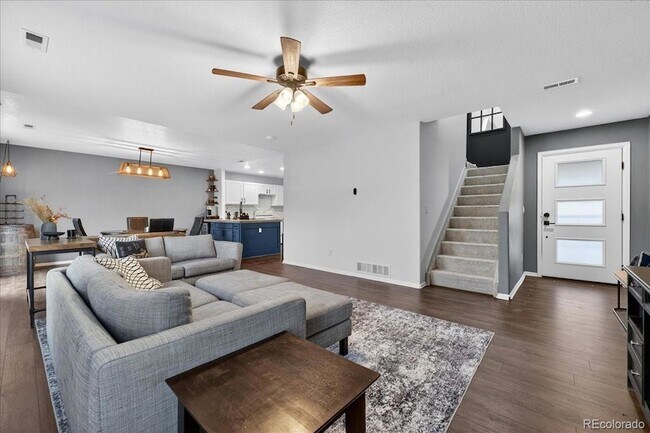 Foto del edificio - 9611 Elk Mountain Cir