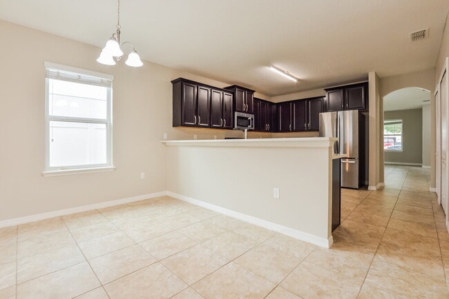 Building Photo - 3728 Umbrella Ct