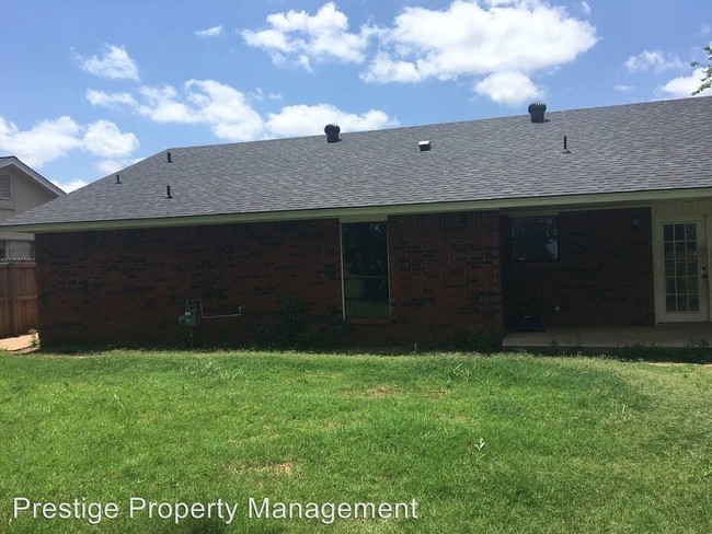 Foto del edificio - 126 Meadows Ln