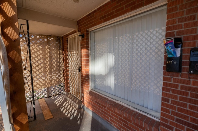 Building Photo - 1508 Nueces Way