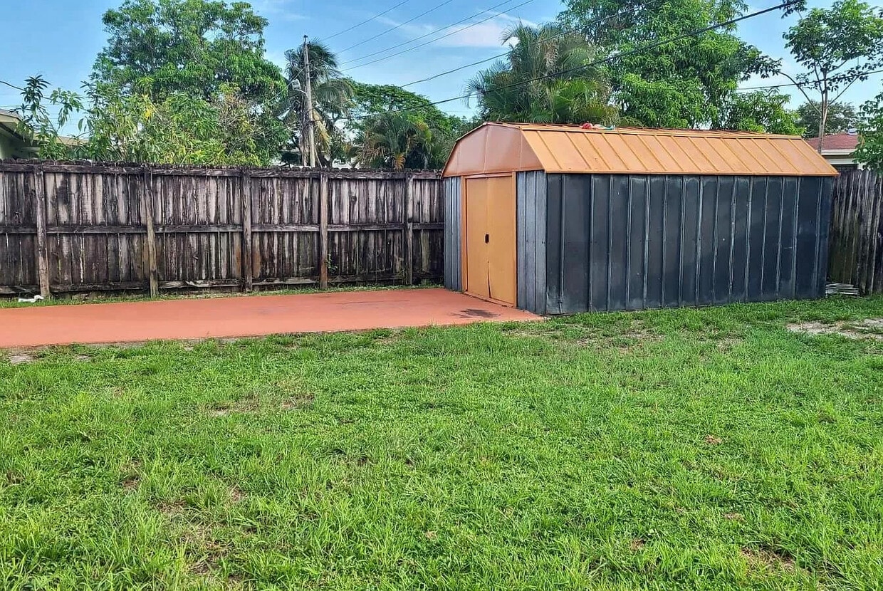 18800 NW 29th Ave, Miami Gardens, FL 33056 House Rental in Miami