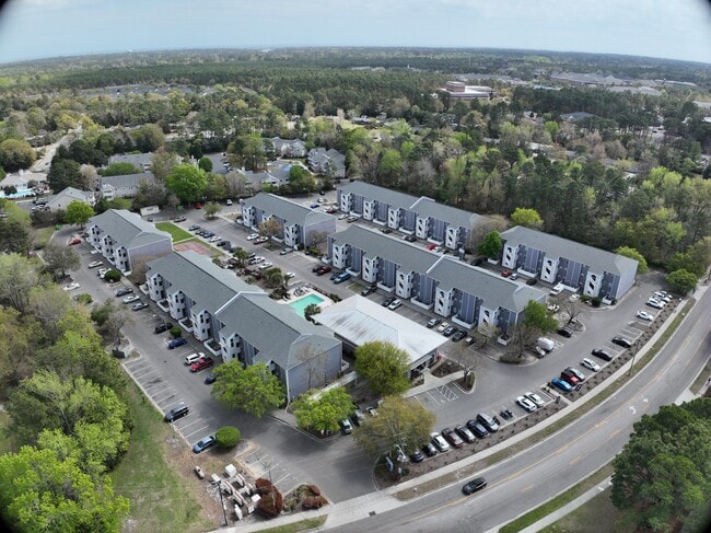 3D Exterior - Wilmington Commons Apartments