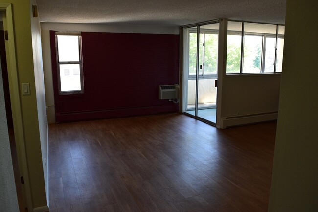 Building Photo - 850 20th Street