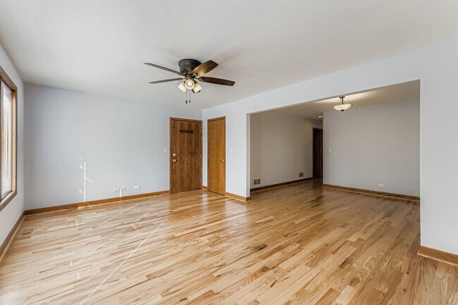 Foto del edificio - 2550 W Winnemac Ave