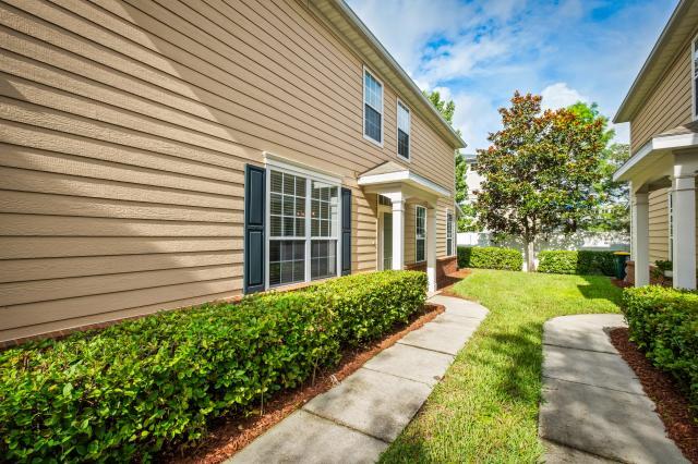 Foto del edificio - 3 bedroom in Jacksonville FL 32216