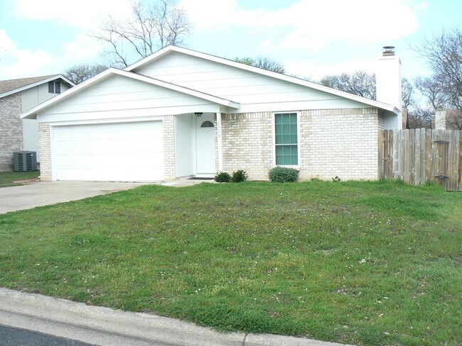 Building Photo - 1775 Cricket Hollow Dr