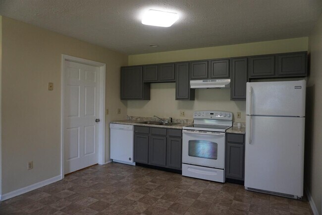 Building Photo - 195 Overbrook Ct