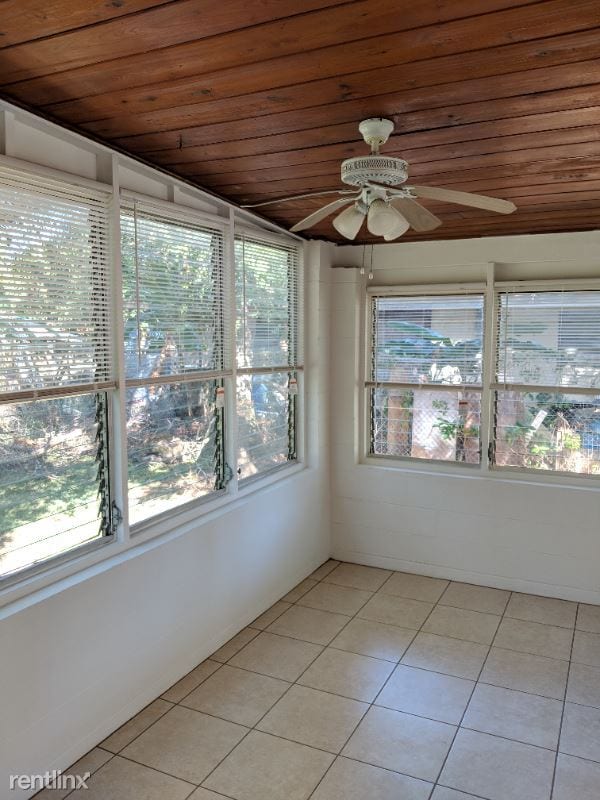 Building Photo - 2 br, 1 bath House - 1624 Queensway Rd
