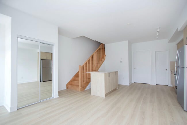 Building Photo - Contemporary 3-Bedroom Townhouse for Rent ...
