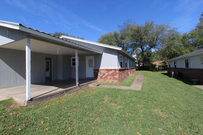 Foto del edificio - 1908 Sycamore Pl