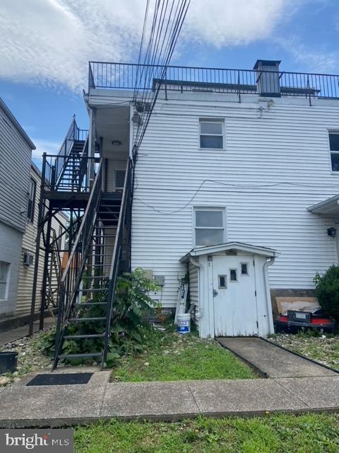 Foto principal - 429 Bridge St