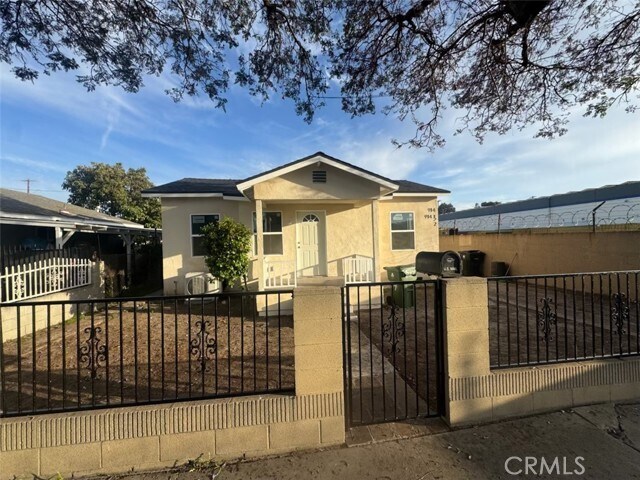 Foto principal - 914 E O St