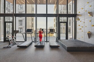 Building Photo - The Luxe in Fishtown West