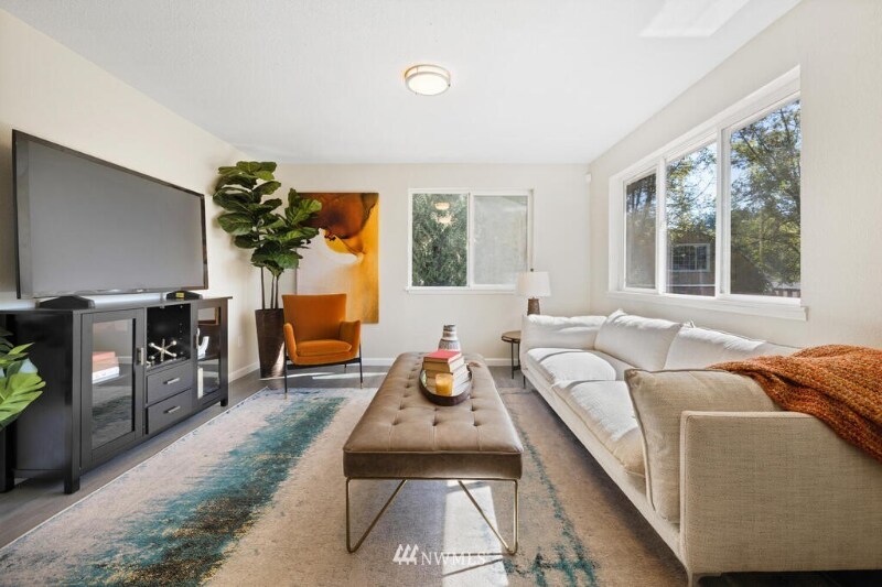 Foto principal - 12419 SE Petrovitsky Rd