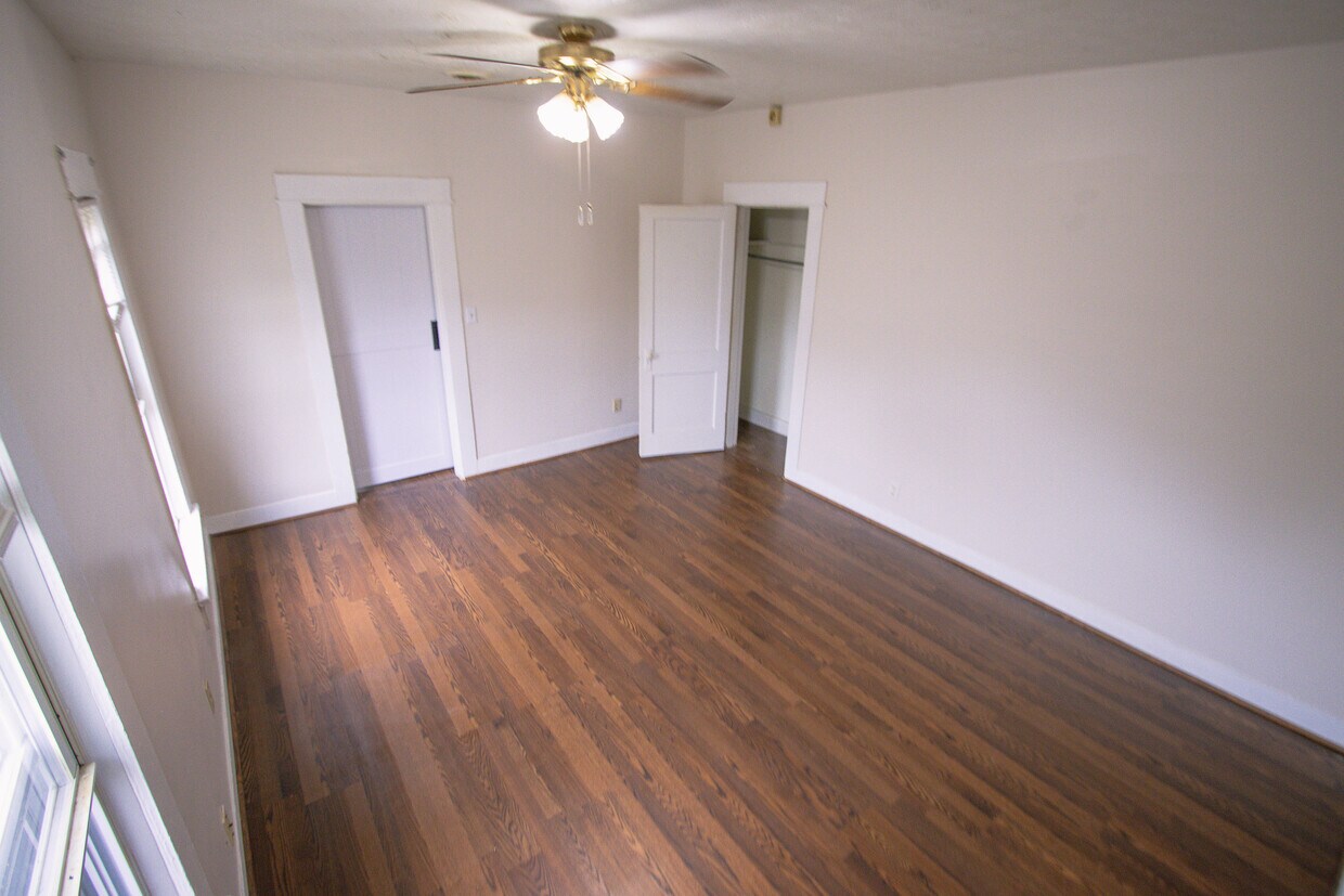 Foto principal - 512 Baltimore St