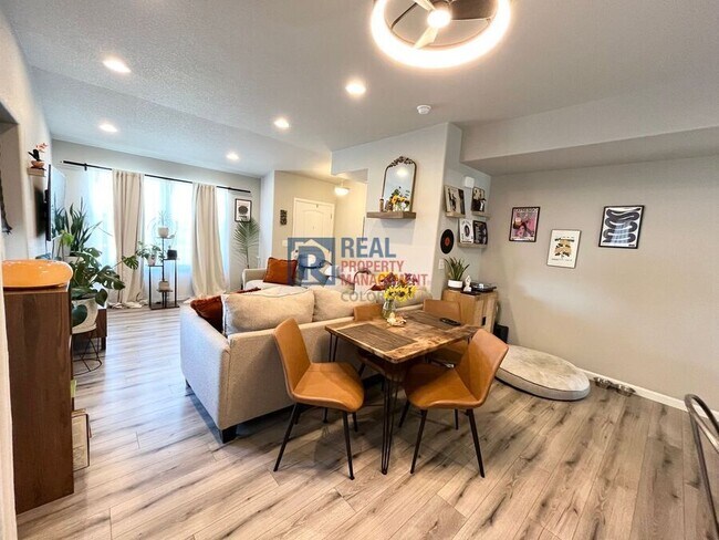 Foto del edificio - 942 Petra Heights