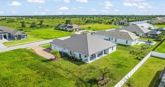 Foto del edificio - 5089 Realm Run