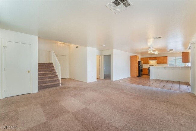 Building Photo - 906 Mandolin Way