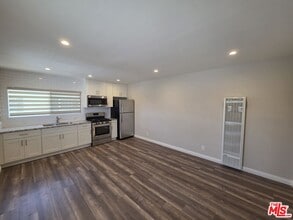 Building Photo - 2012 S Holt Ave