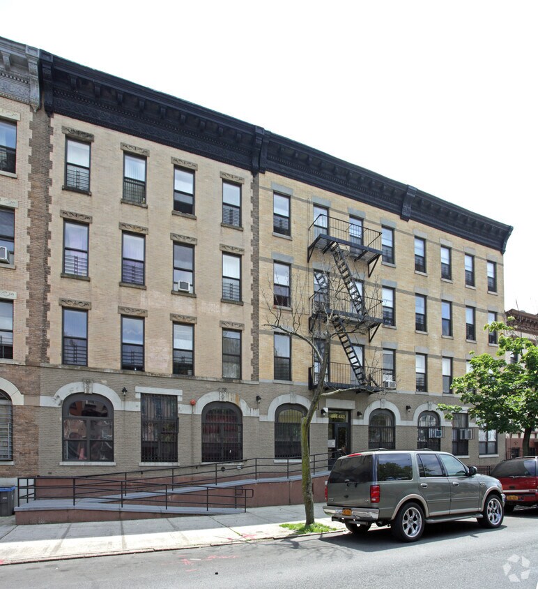 Primary Photo - 444-448 Lexington Ave