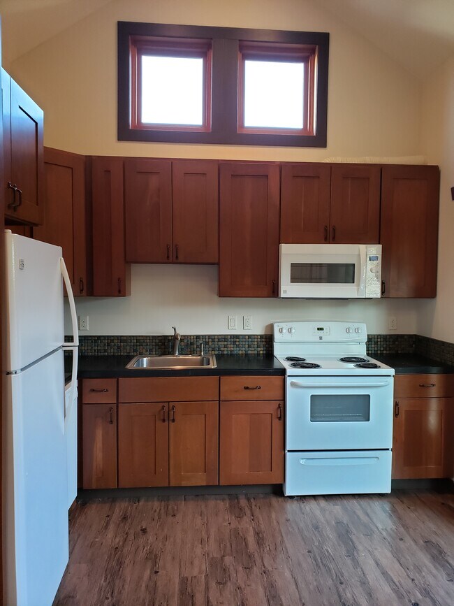 cocina - 6864 Ne Oregon St