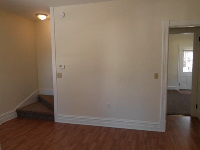 Foto del edificio - 205 E Pine St