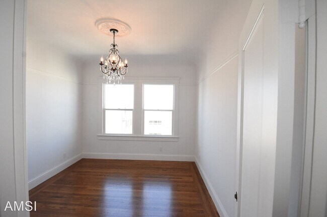 Building Photo - 2 br, 1 bath House - 666 Bay Street
