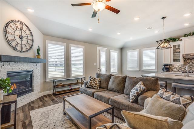 Foto del edificio - 961 Speargrass Ln