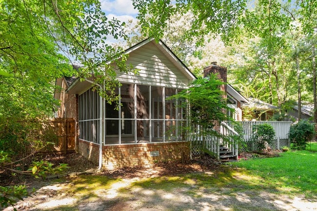 Foto del edificio - 103 Knollwood Ct