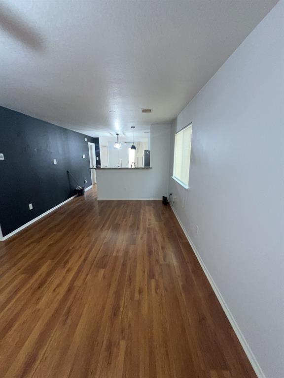 Foto del edificio - 6333 Settlers Square Ln
