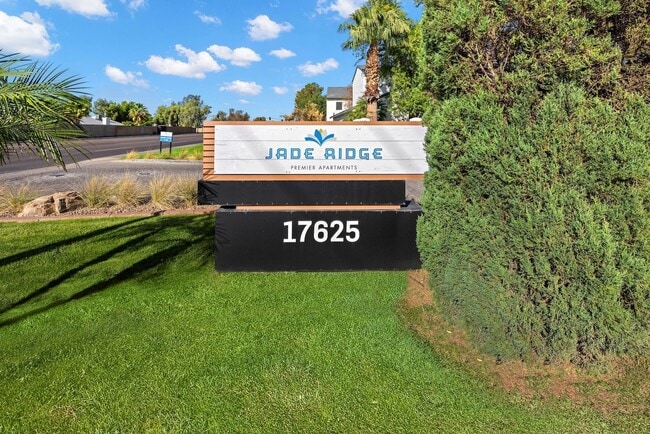 Building Photo - Jade Ridge Apartments