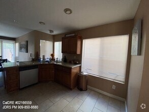 Building Photo - 11566 Silver Spur Ave