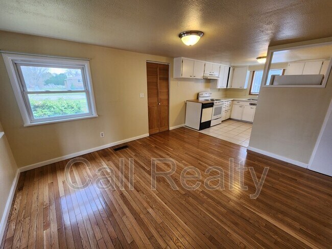 Foto del edificio - 1021 N Herald Rd