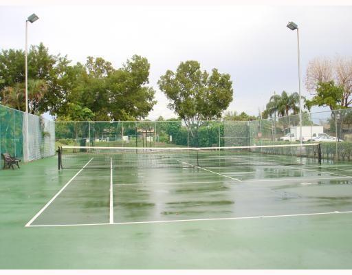 Foto principal - 1701 NW 75th Ave