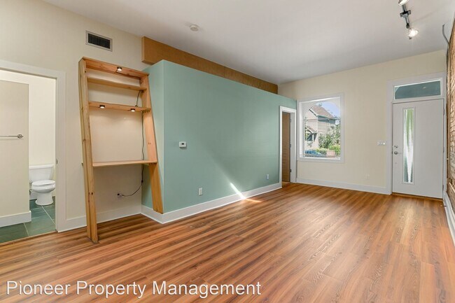 Building Photo - 2 br, 1 bath House - 355 Elati St