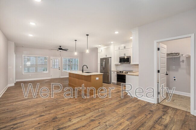 Foto del edificio - 138 Crest