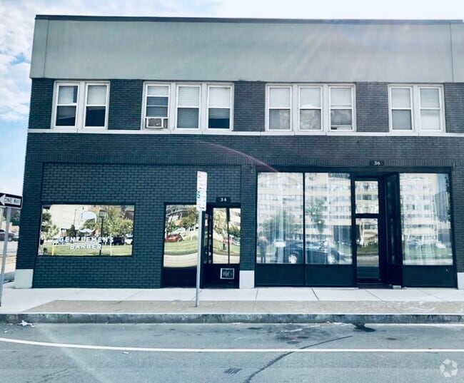 Building Photo - 36 S Union St