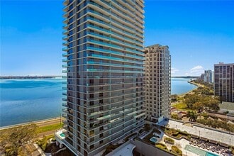 Building Photo - 3015 S Ysabella Ave