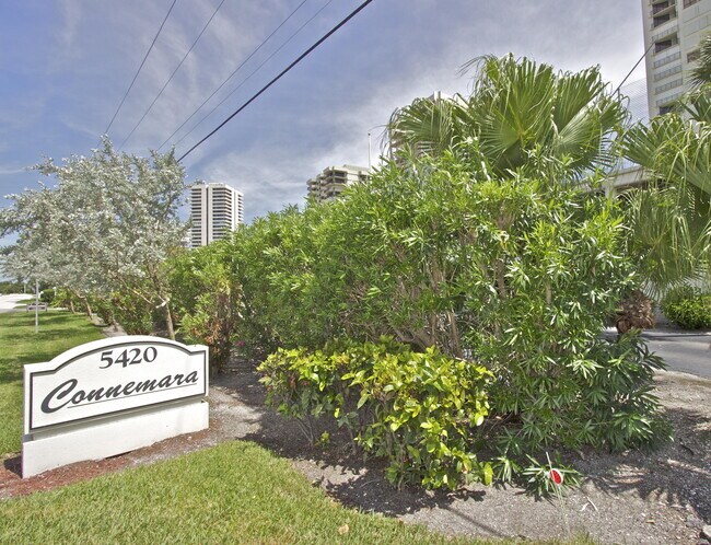 Foto del edificio - 5420 N Ocean Ave