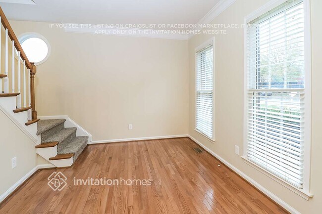 Building Photo - 17400 Cambridge Grove Dr