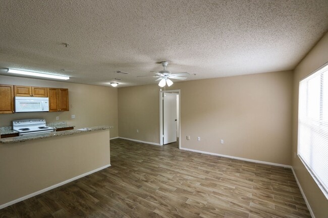 Building Photo - The Landings Condominiums