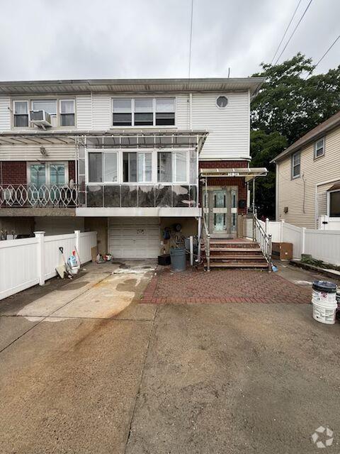 Building Photo - 14-34-34 144th Pl