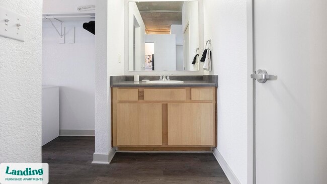 Foto del edificio - 1451 24th St