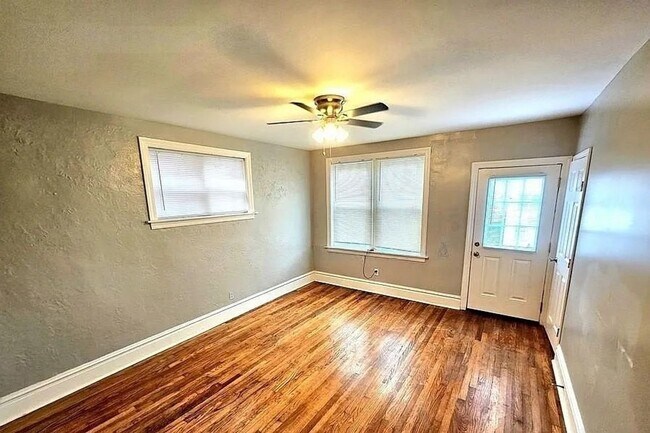 Foto del edificio - 3712 Winnebago St