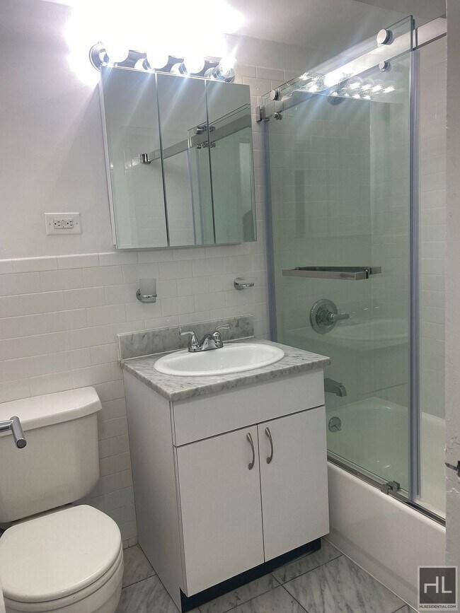 Foto del edificio - EAST 56 STREET