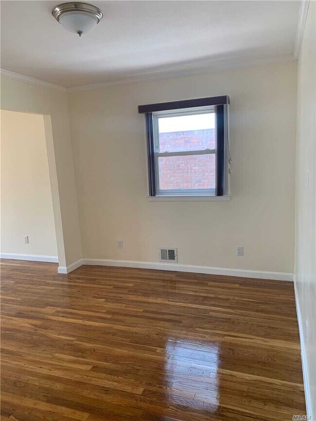 Foto del edificio - 257-05 149th Ave