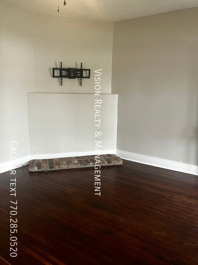 Building Photo - 3284 Stillwood Dr